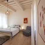 Bed and breakfast In Acquaviva 3*