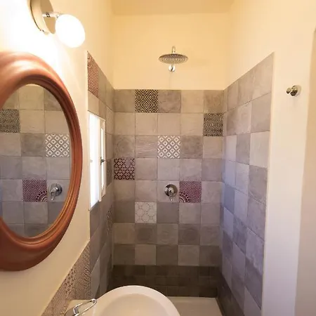 Oda ve Kahvaltı In Acquaviva Livorno